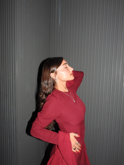 שמלת אנה- בורדו